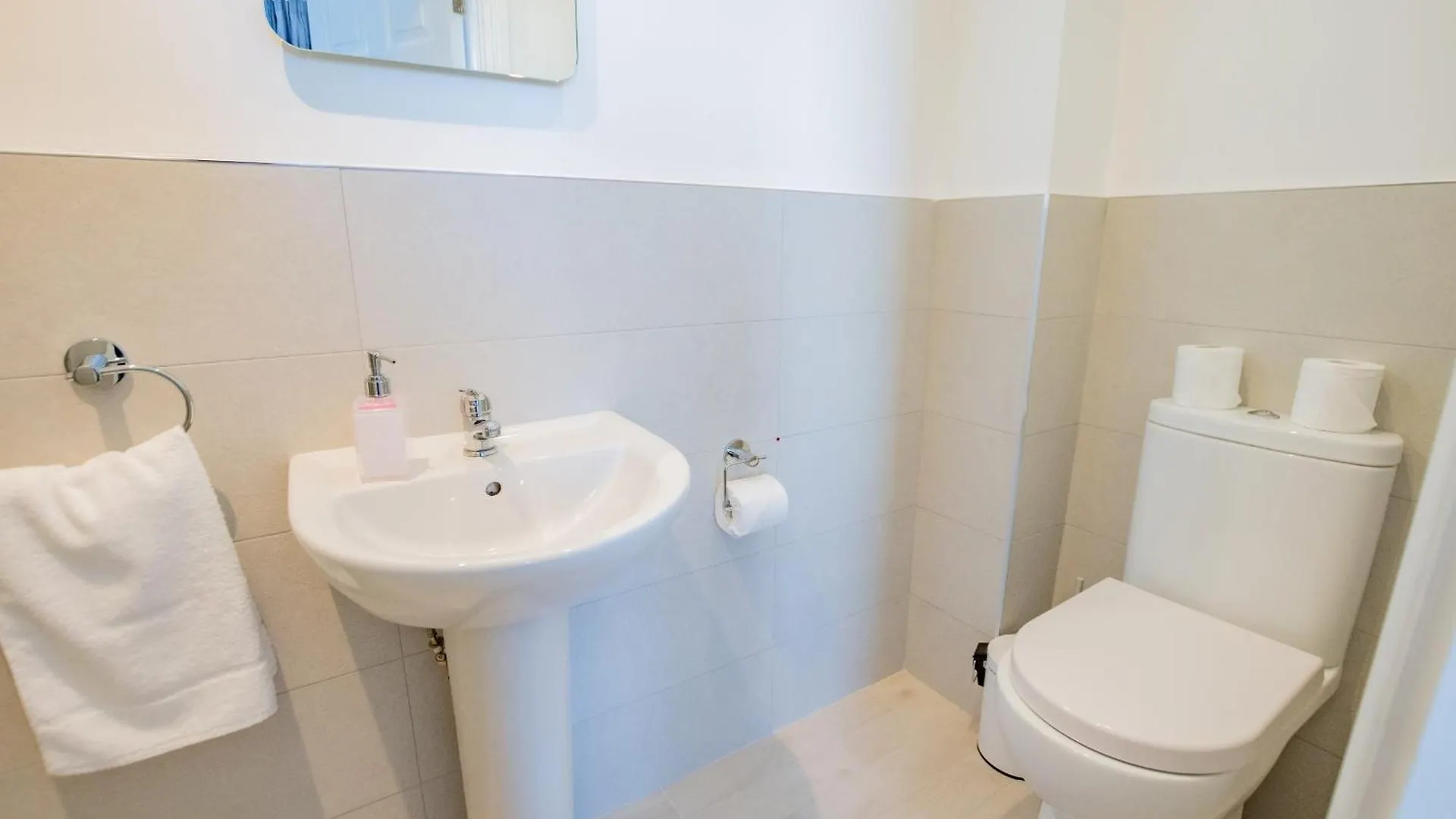 Dockview Port 2 Apartment Galway